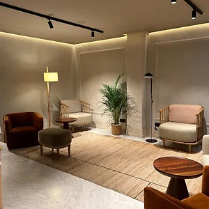 Caledonian Hotell