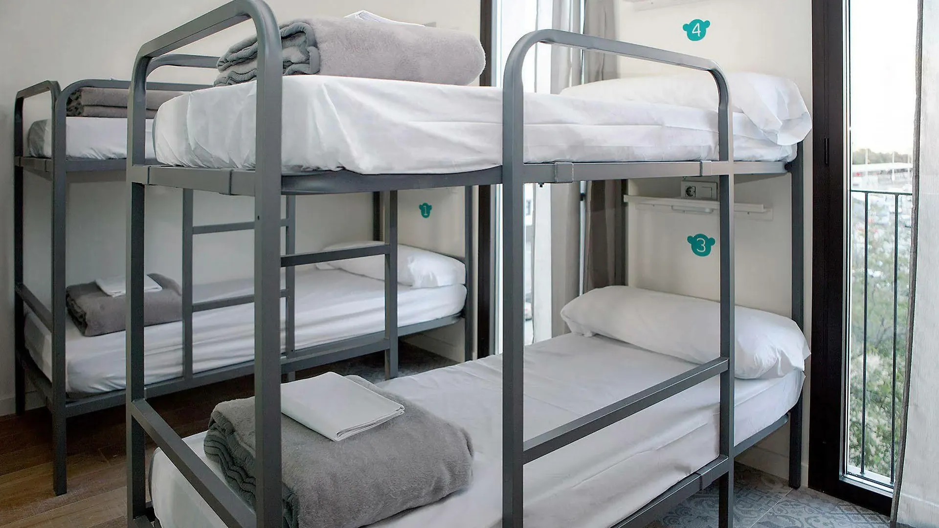Meeting Point Hostels Barcelona